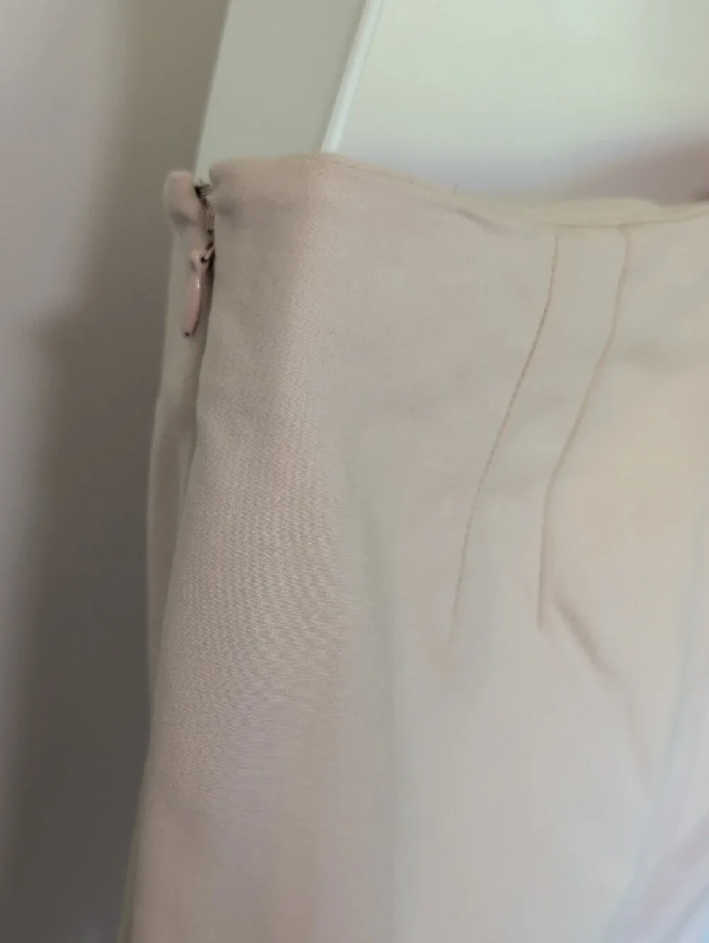 Vince Camuto Women's Straight Leg Pants in Light Beige - Picture 6 of 13